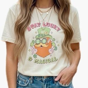 Vintage Style ST PATRICKS STAY LUCKY & MAGICAL Comfort Colors T Shirt Womens S